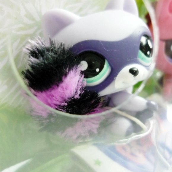 Littlest Pet Shop Pets Raccoon and Anteater Figures 2 Pack 2890 2891 NEW - Picture 4 of 4